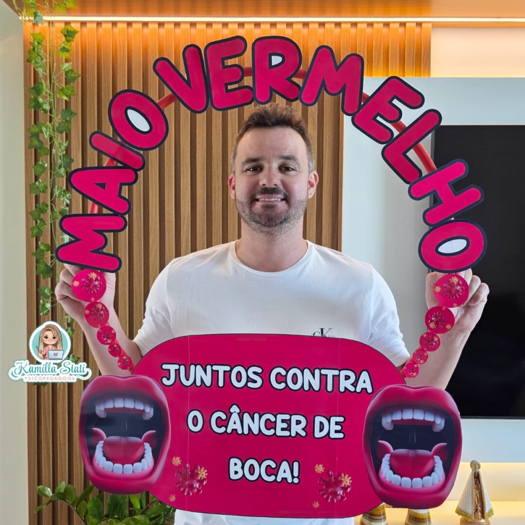 Bambolê para foto Maio Vermelho câncer de boca