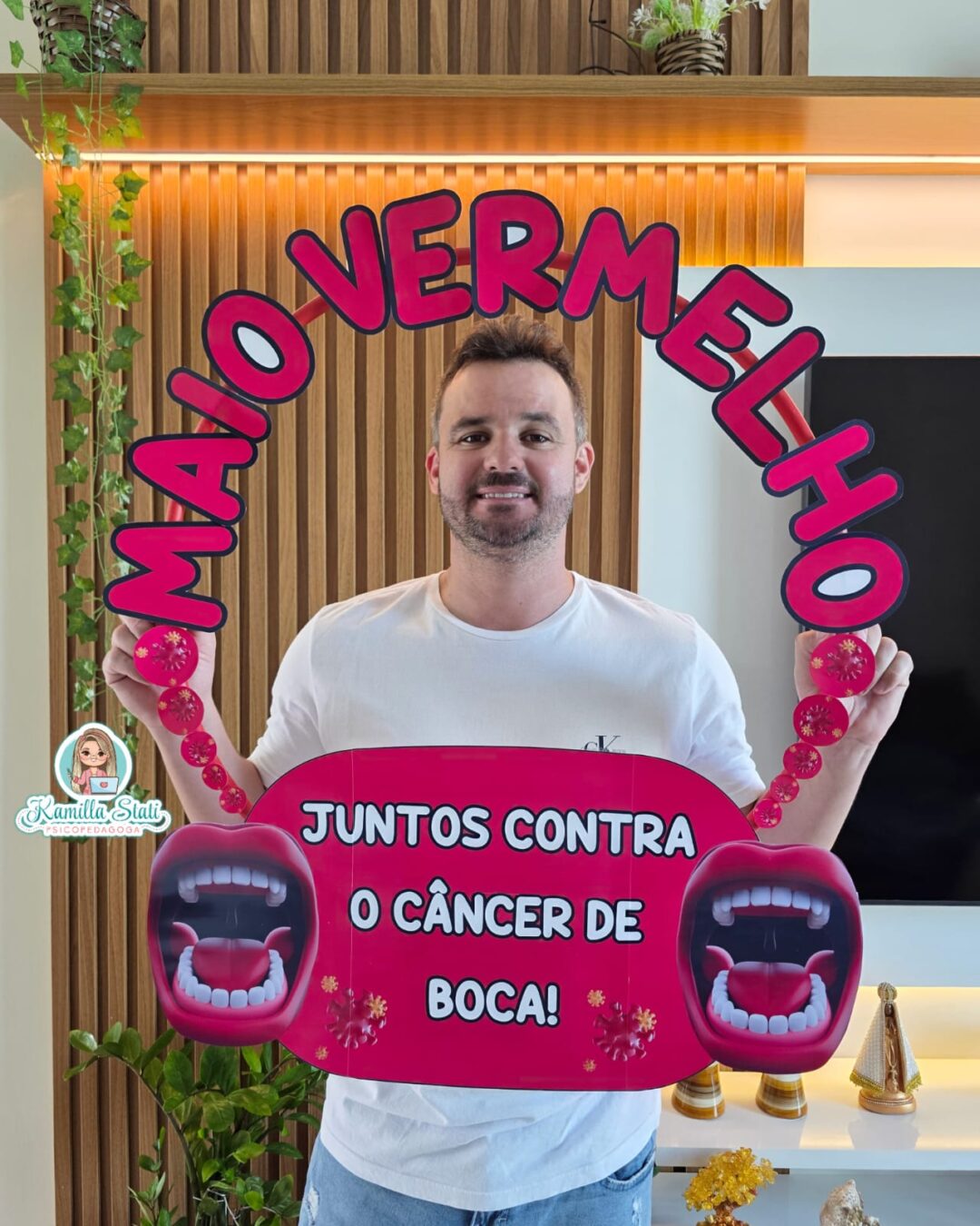 Bambolê para foto Maio Vermelho câncer de boca