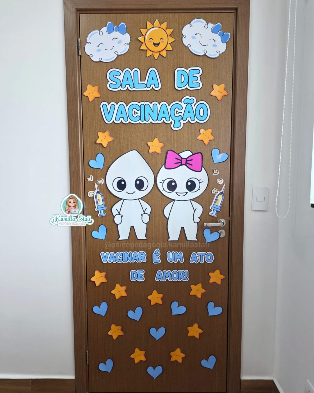 Decoração de porta sala de vacinação - Imagem 2