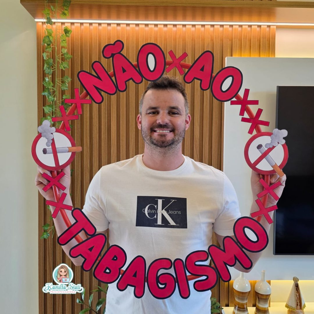 Bambolê para foto não ao tabagismo