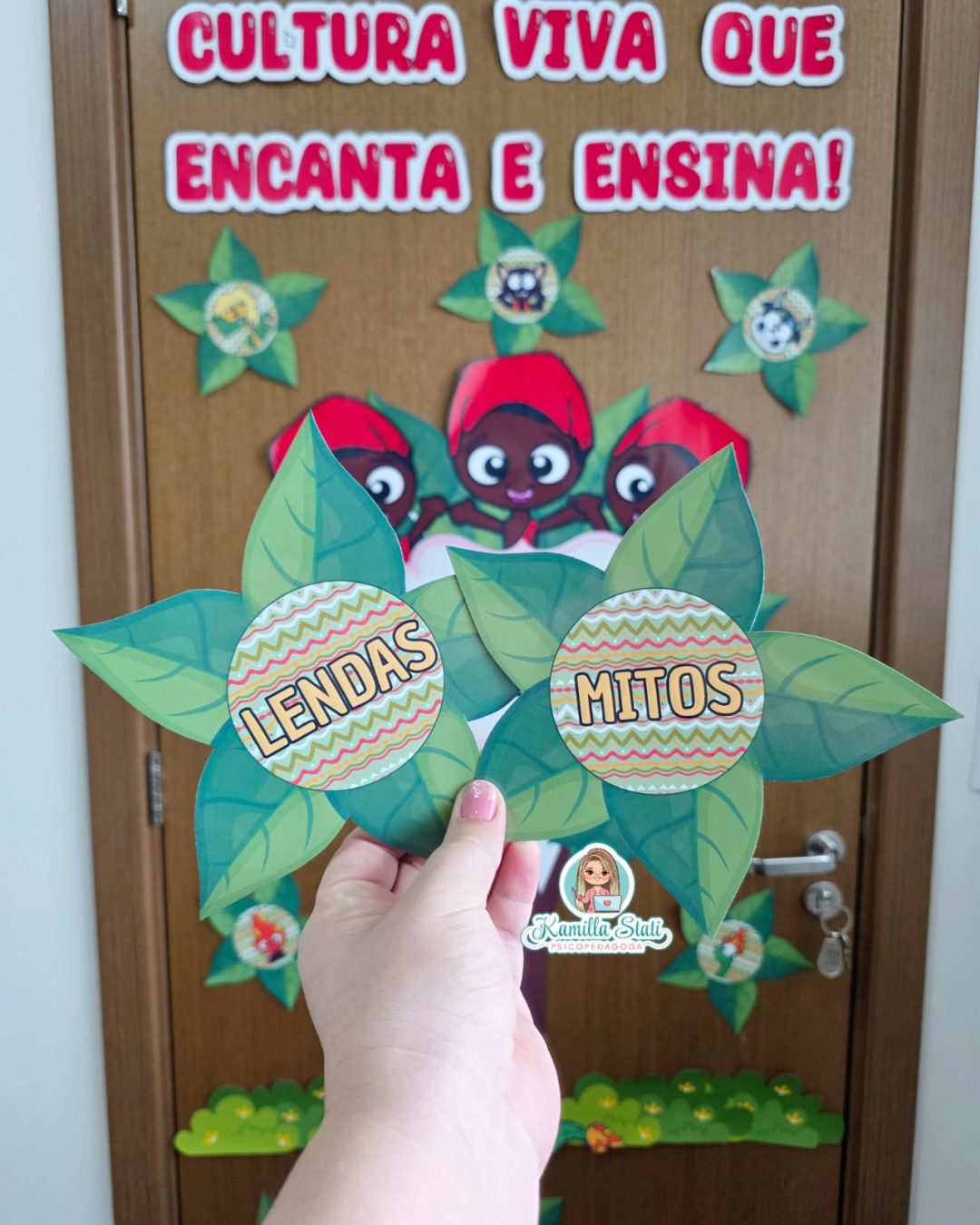 Decoração de porta folclore - Imagem 4