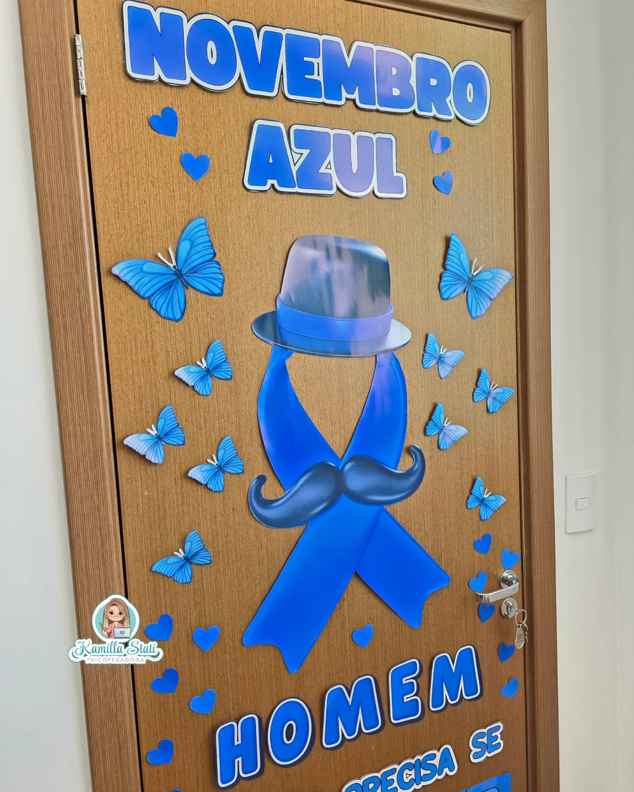 Decoração de porta Novembro Azul - Imagem 5