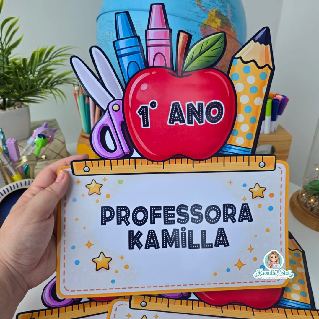 Placas de identificação de sala de aula maçã