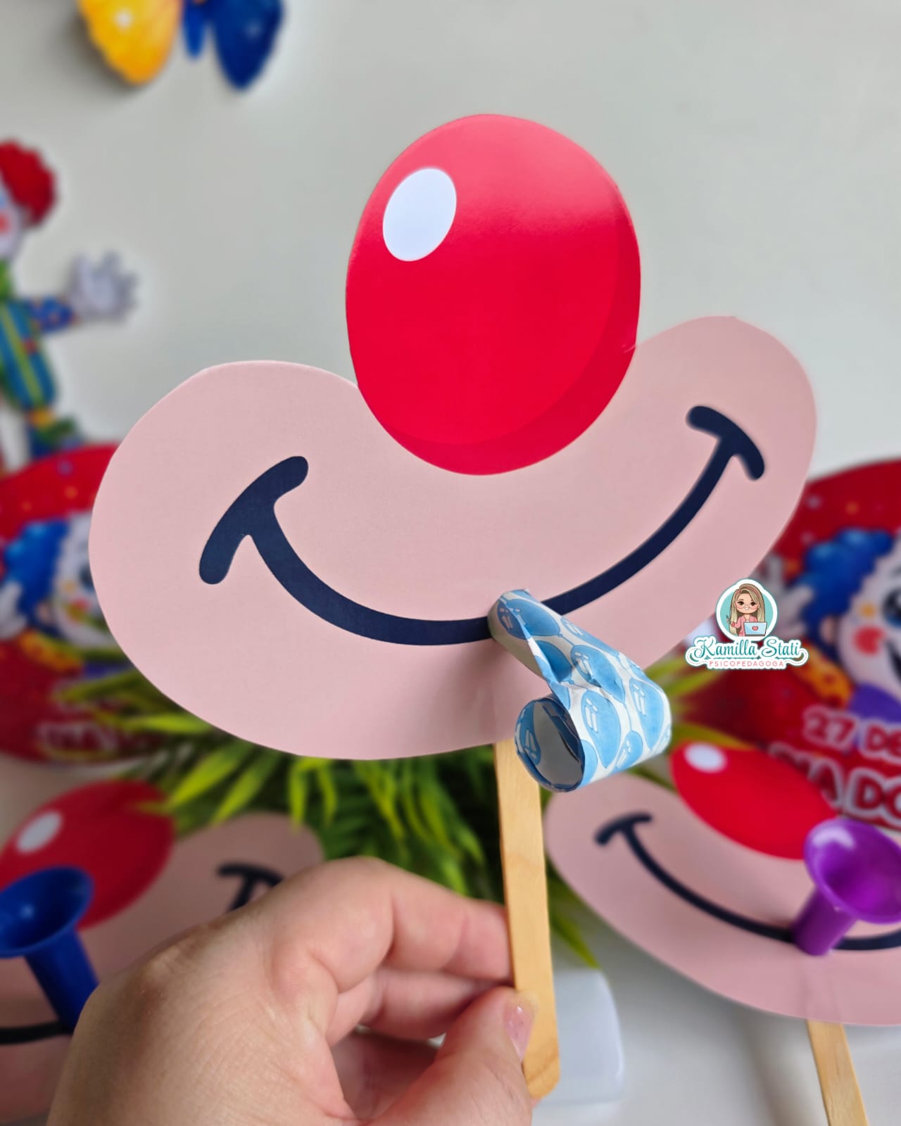 Boca de palhaço divertida dia do circo - Imagem 4