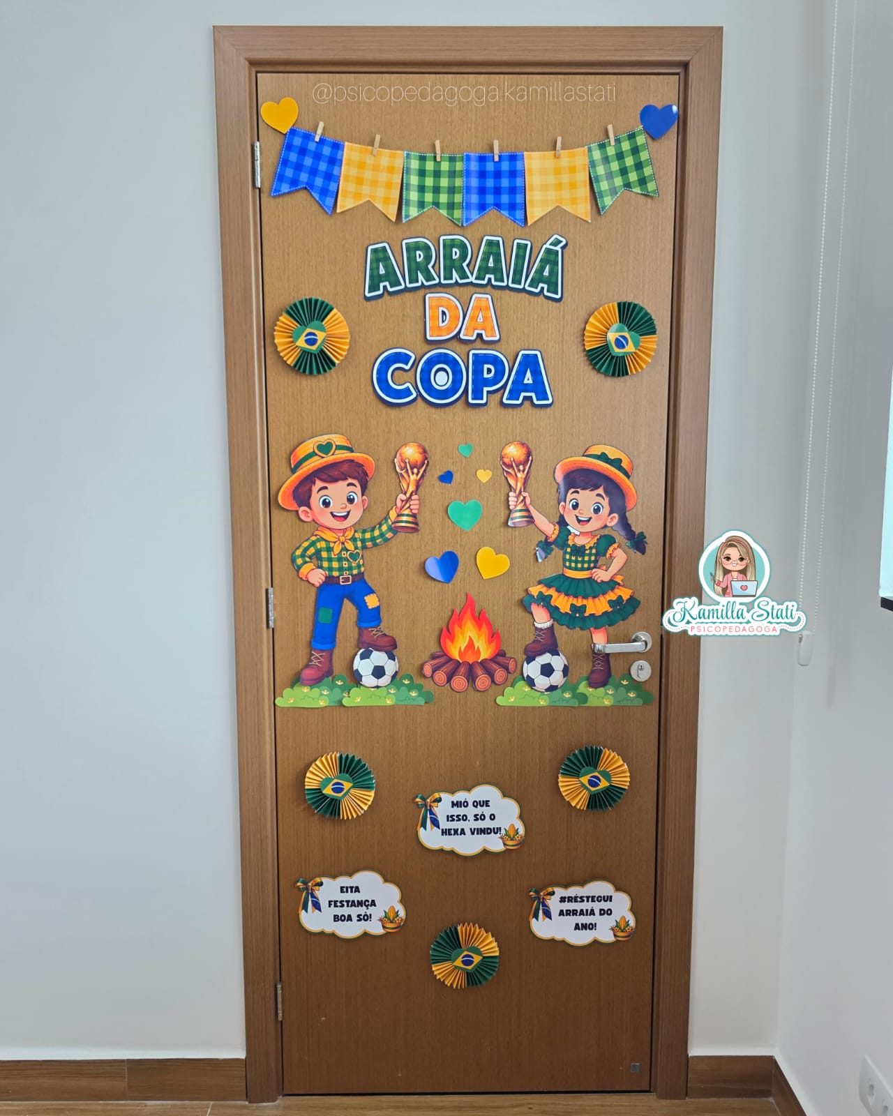 Decoração de porta: festa junina copa do mundo - Imagem 2
