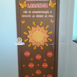 Decoração de Porta Dezembro laranja 1